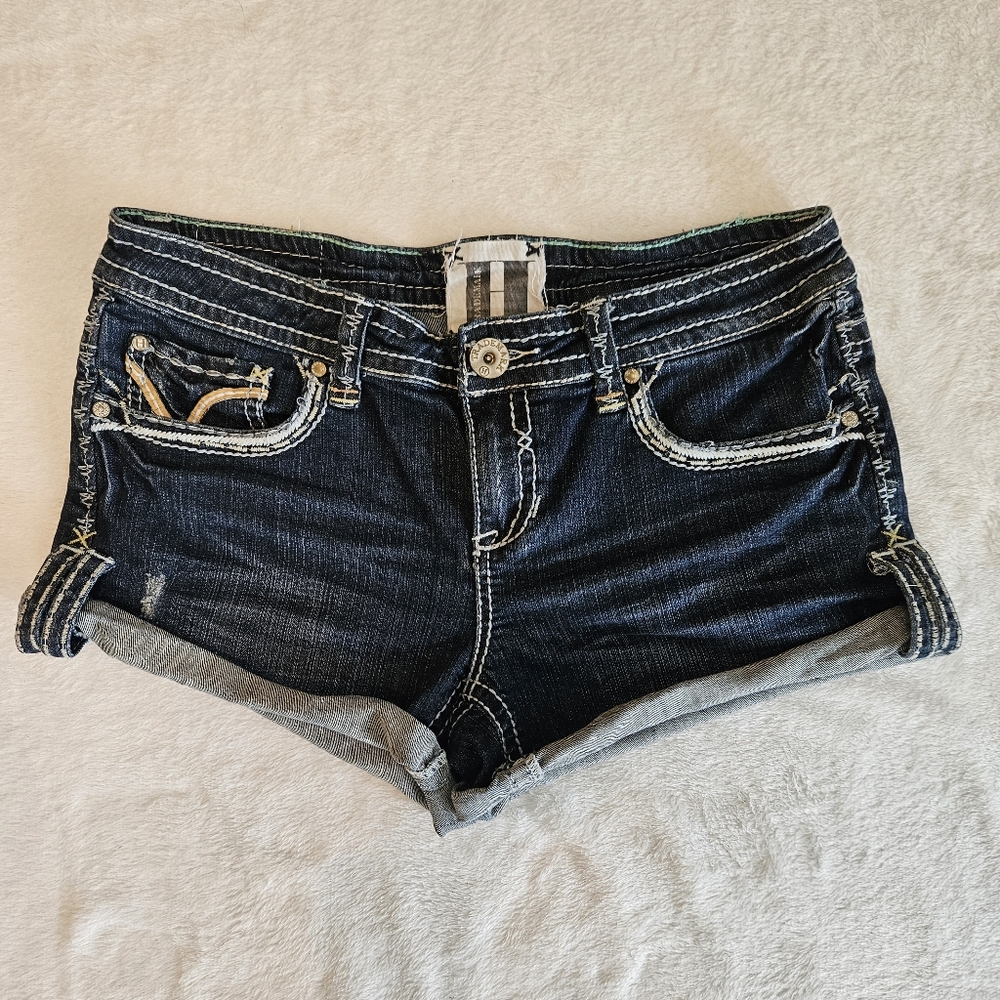 Trademark Low-Rise Dark Wash Denim Shorts 11/12 (31) Cuffed Hem